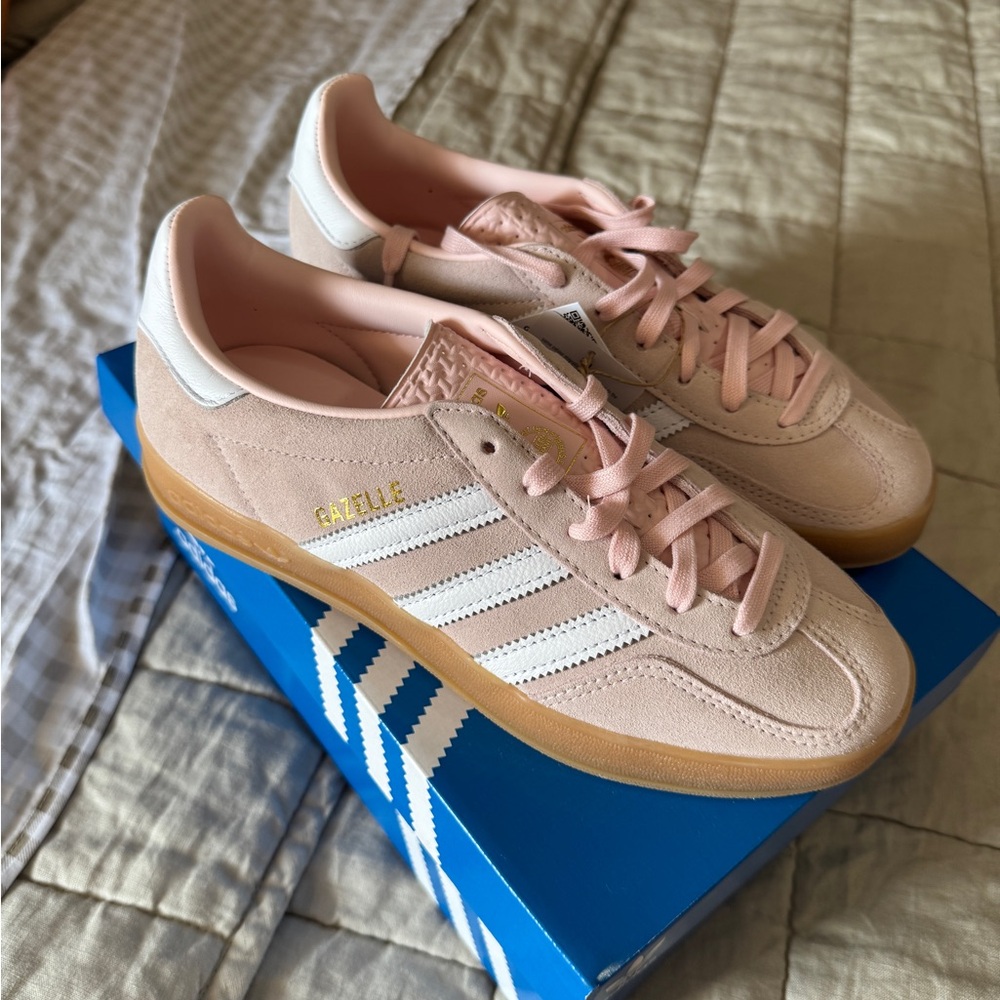 Adidas Gazelle Women's Blush Sneakers